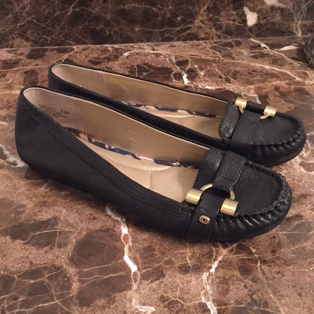 Bandolino Flats